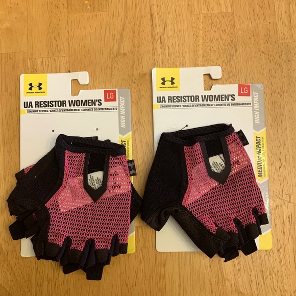 Under Armour Accessories - NWT women’s under armour work out gloves